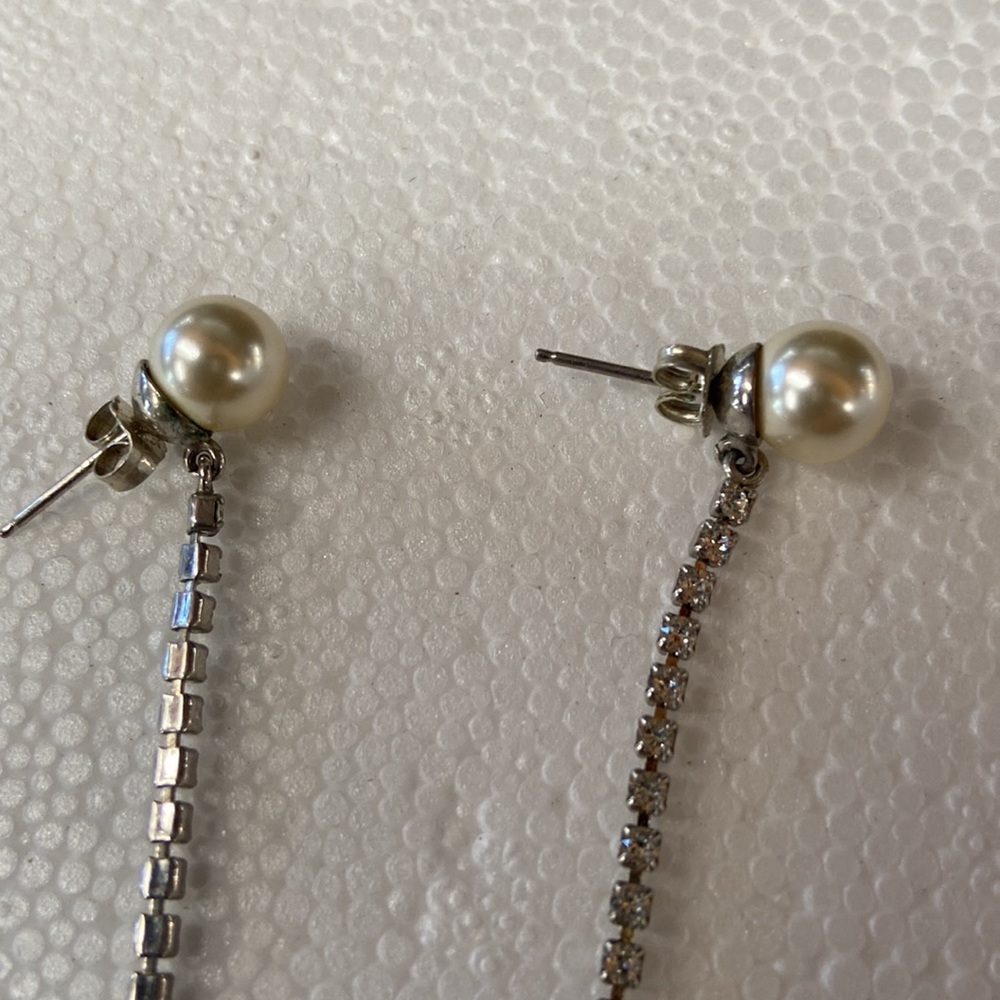 Earrings - Picture 3 of 3